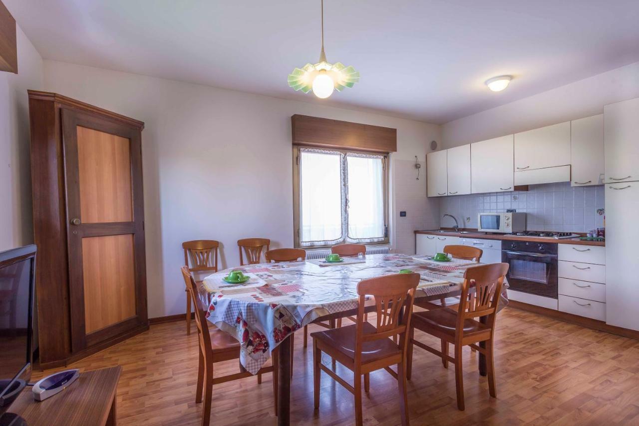 Agriturismo Tenuta Regina - Glamping Luxury Lodges And Apartments Palazzolo dello Stella Kültér fotó