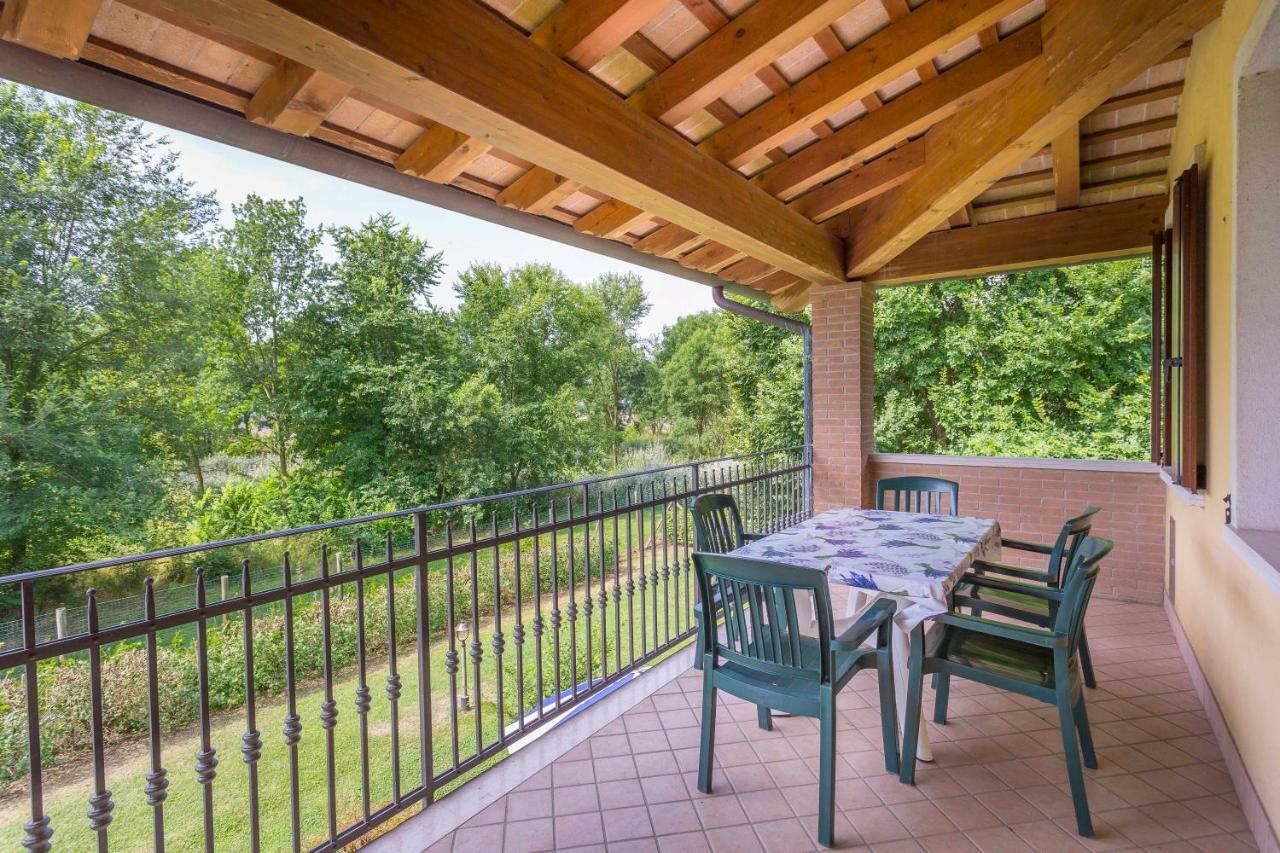 Agriturismo Tenuta Regina - Glamping Luxury Lodges And Apartments Palazzolo dello Stella Kültér fotó