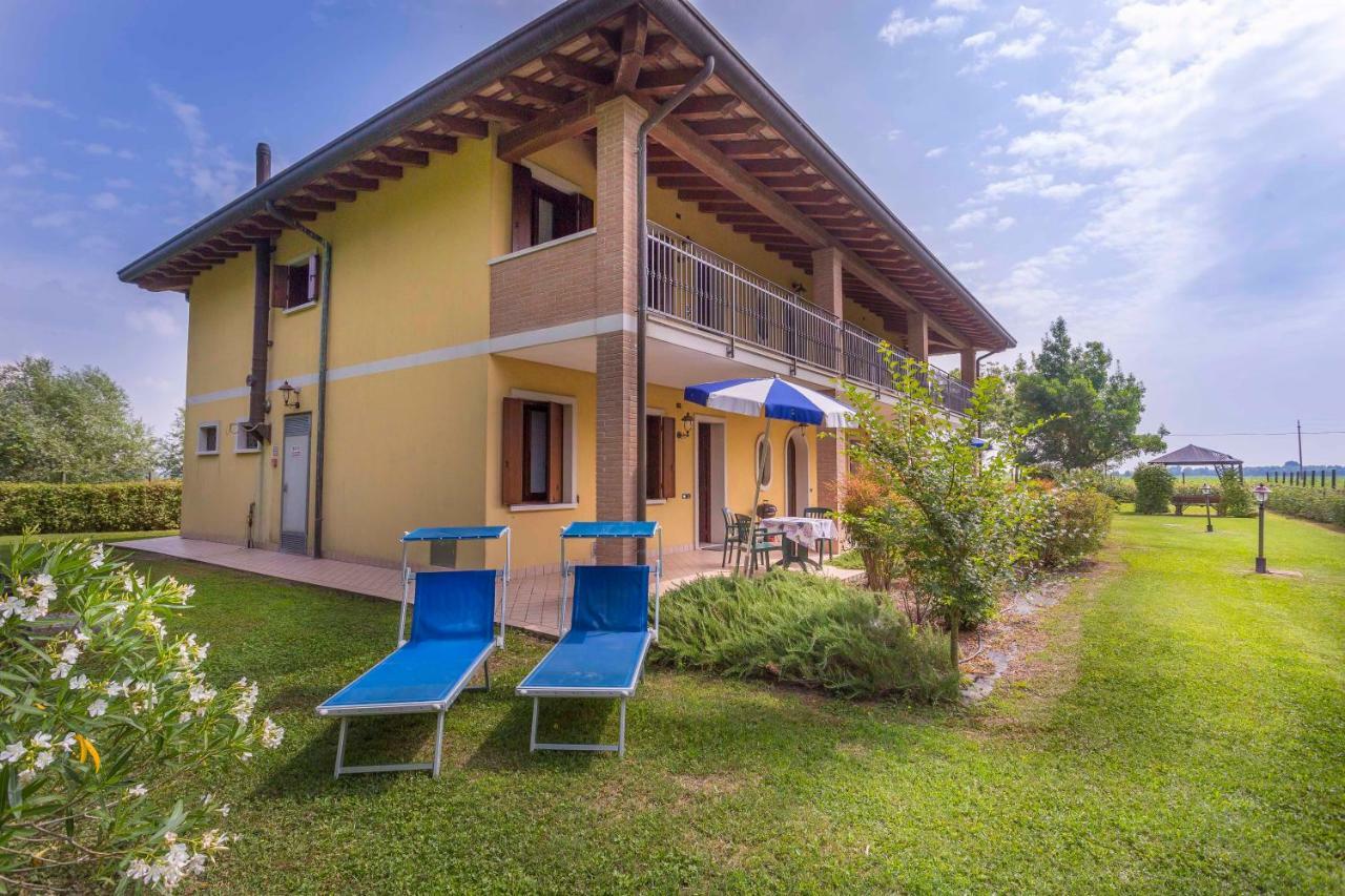 Agriturismo Tenuta Regina - Glamping Luxury Lodges And Apartments Palazzolo dello Stella Kültér fotó