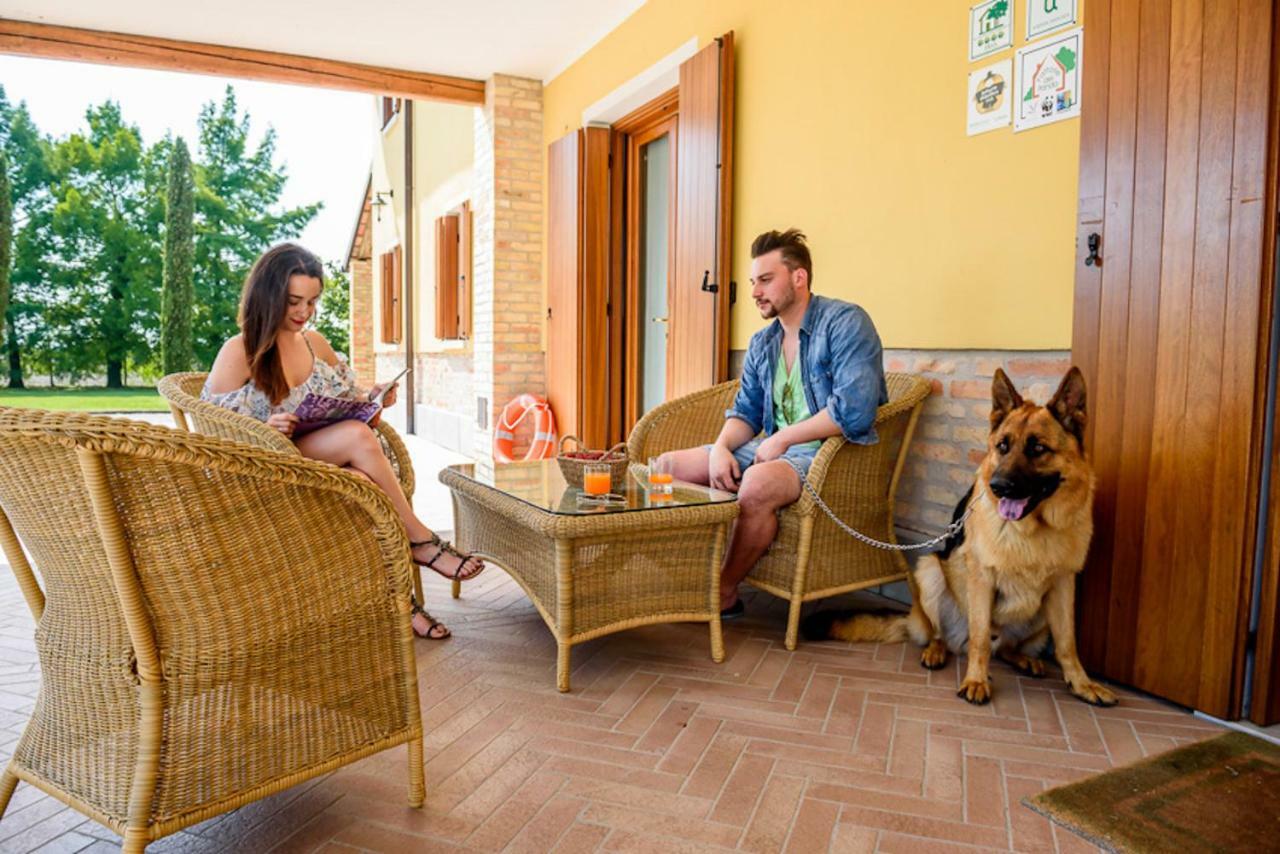 Agriturismo Tenuta Regina - Glamping Luxury Lodges And Apartments Palazzolo dello Stella Kültér fotó