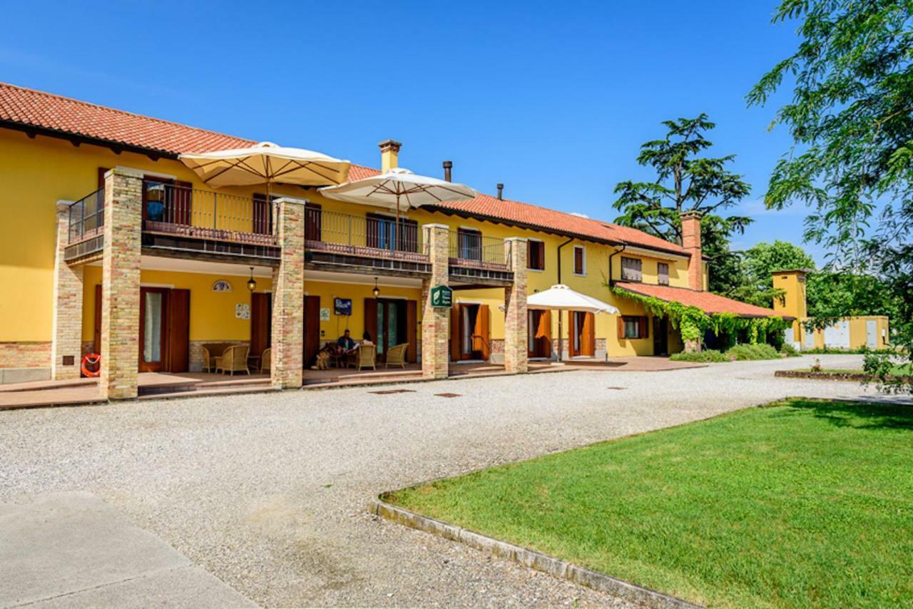 Agriturismo Tenuta Regina - Glamping Luxury Lodges And Apartments Palazzolo dello Stella Kültér fotó