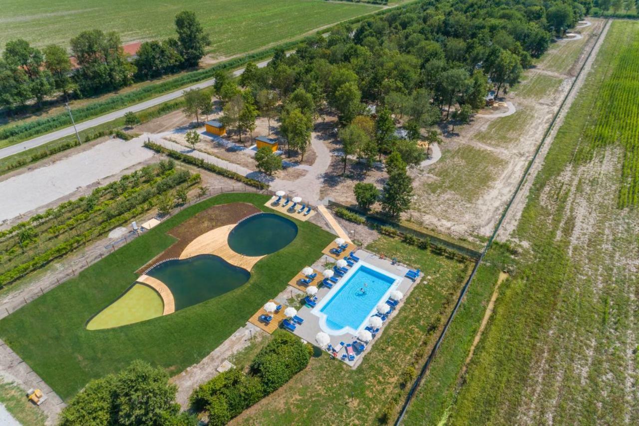 Agriturismo Tenuta Regina - Glamping Luxury Lodges And Apartments Palazzolo dello Stella Kültér fotó