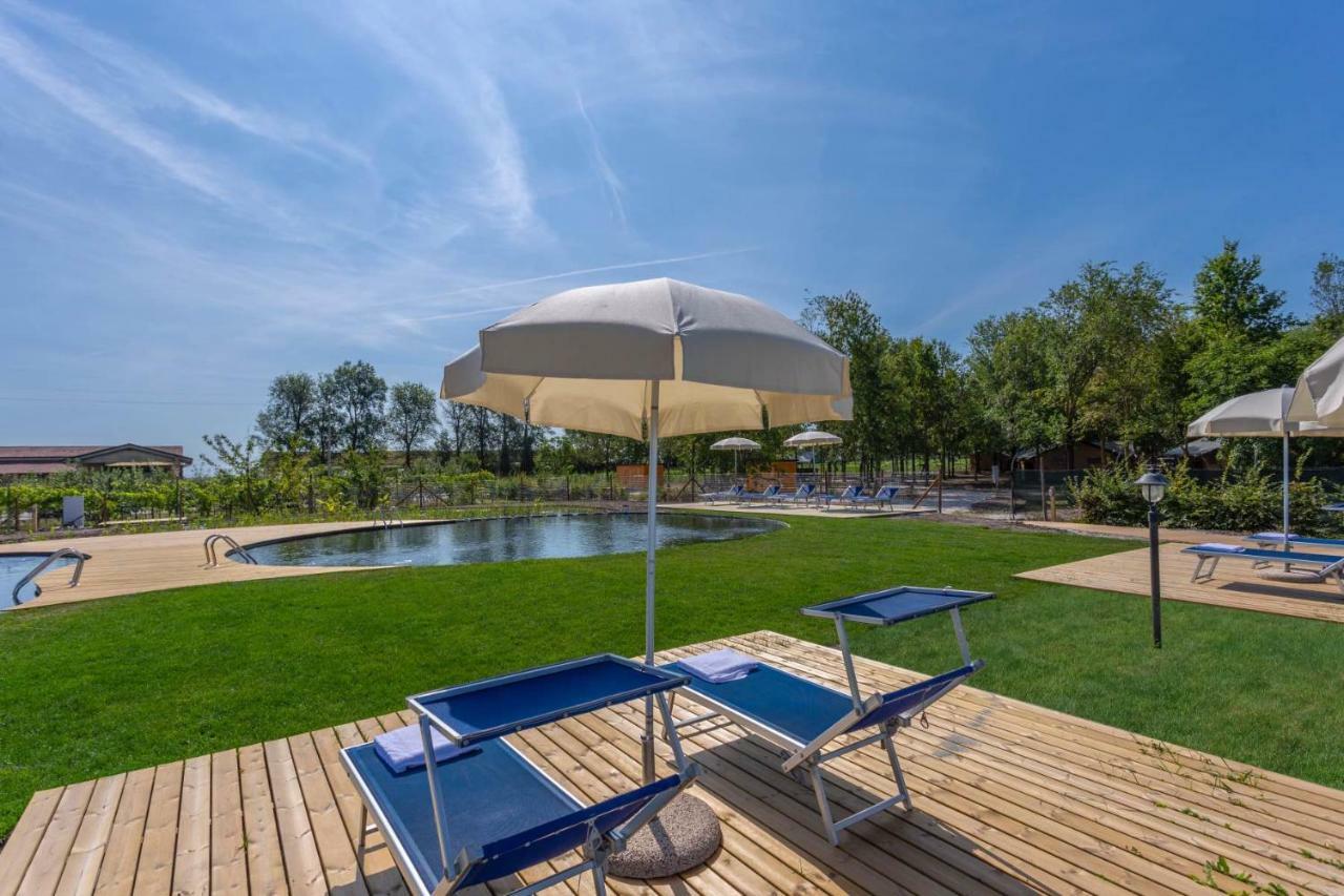 Agriturismo Tenuta Regina - Glamping Luxury Lodges And Apartments Palazzolo dello Stella Kültér fotó