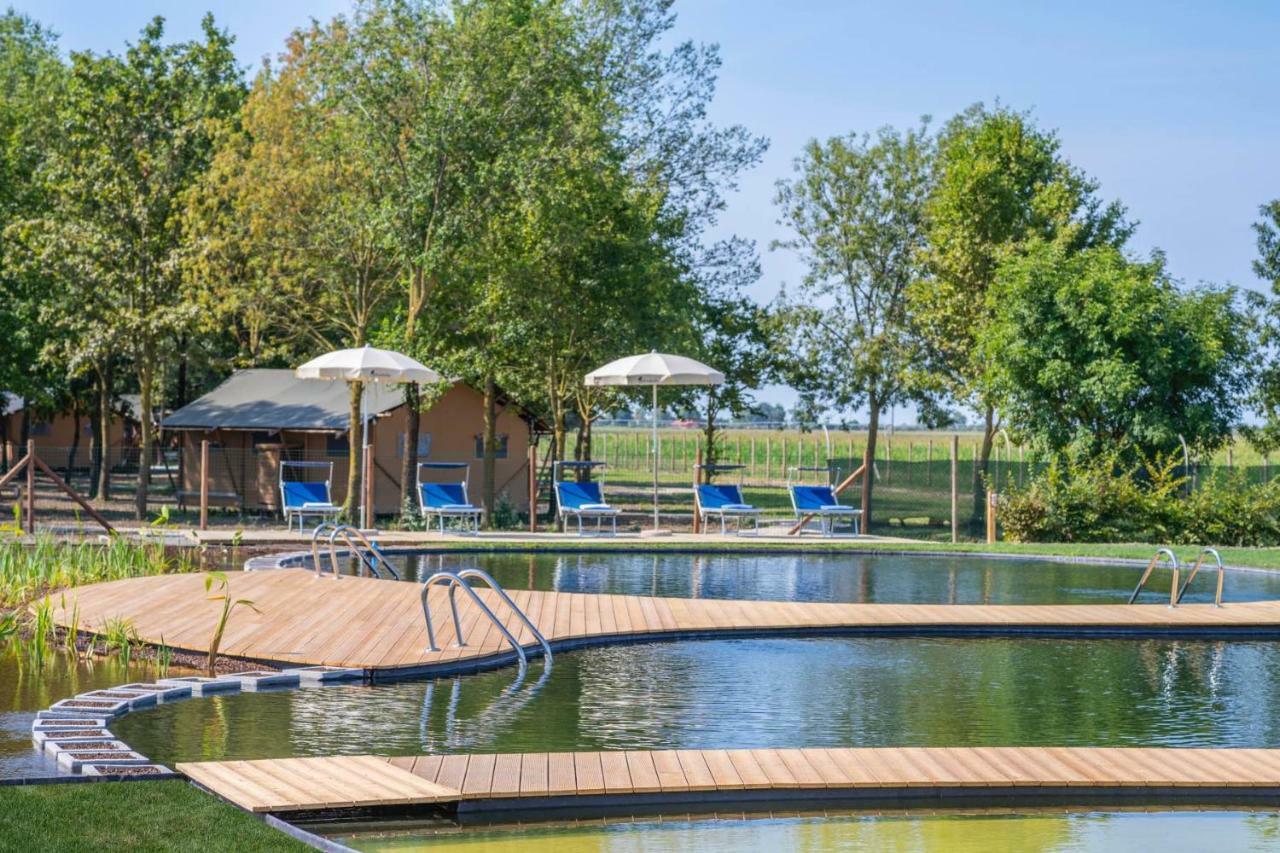Agriturismo Tenuta Regina - Glamping Luxury Lodges And Apartments Palazzolo dello Stella Kültér fotó