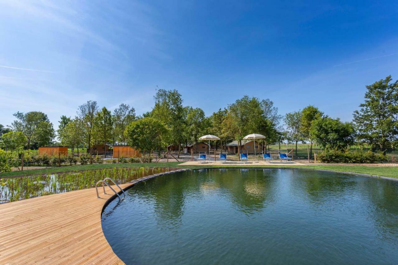 Agriturismo Tenuta Regina - Glamping Luxury Lodges And Apartments Palazzolo dello Stella Kültér fotó