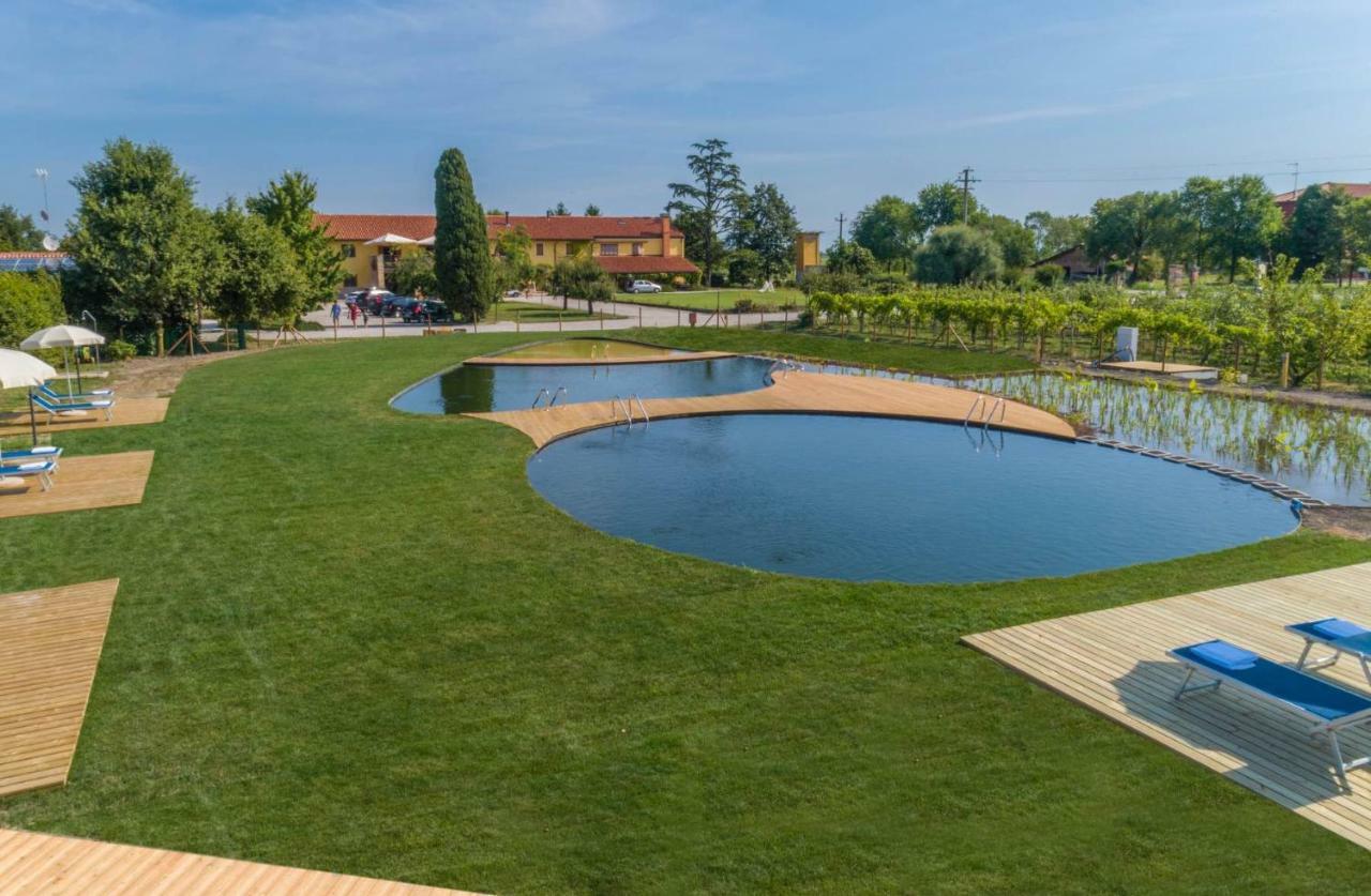 Agriturismo Tenuta Regina - Glamping Luxury Lodges And Apartments Palazzolo dello Stella Kültér fotó